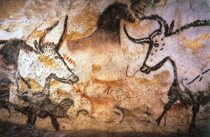 Lascaux cave painting depicting horses and aurochs
